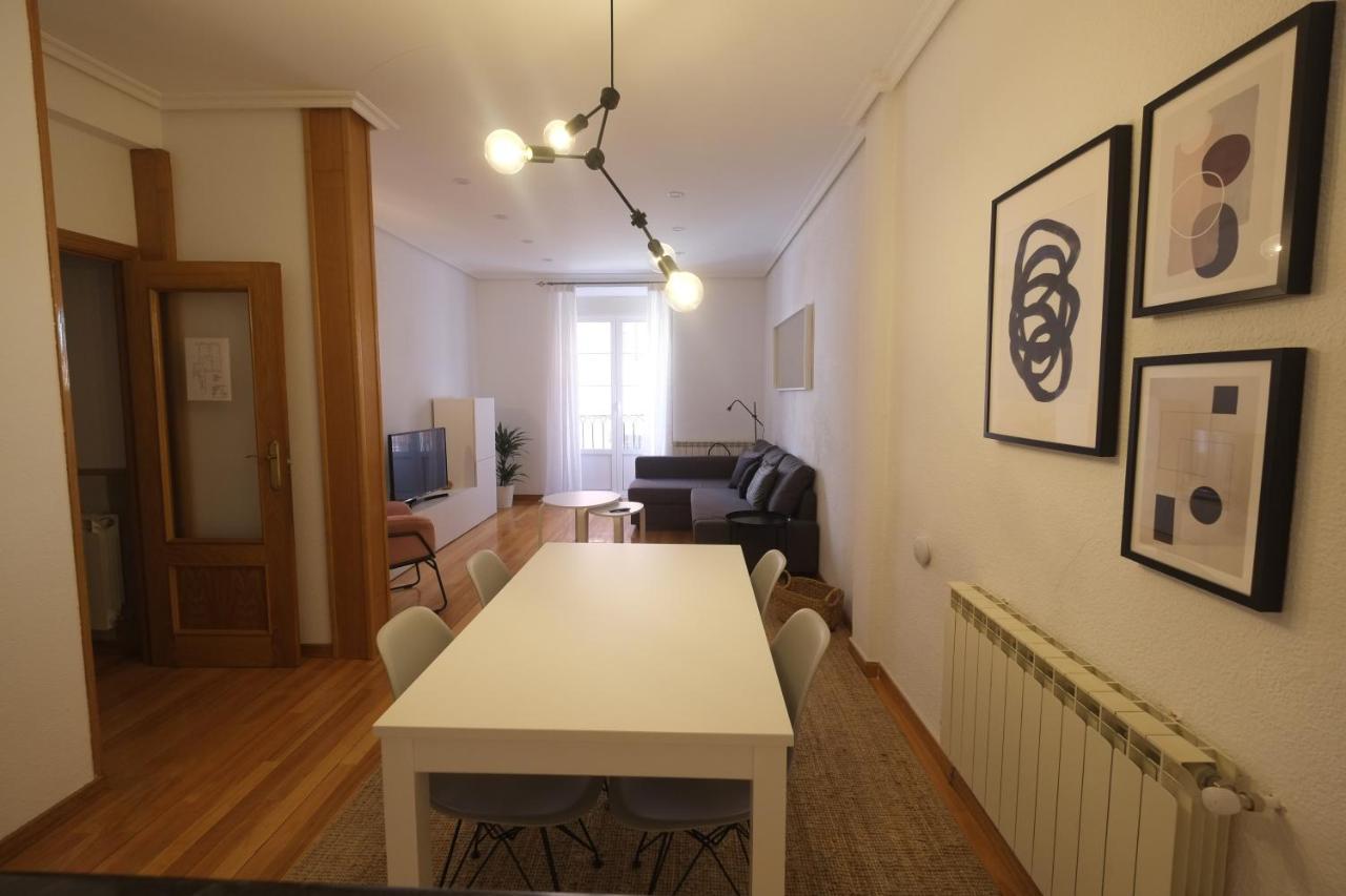 Apartamento Camino De Santiago En Casco Historico Burgo Exterior foto